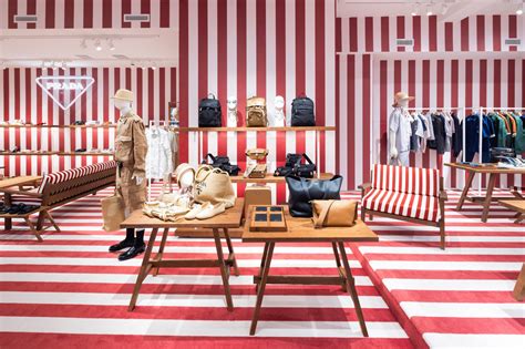 Prada Redesigns East Hampton Boutique .